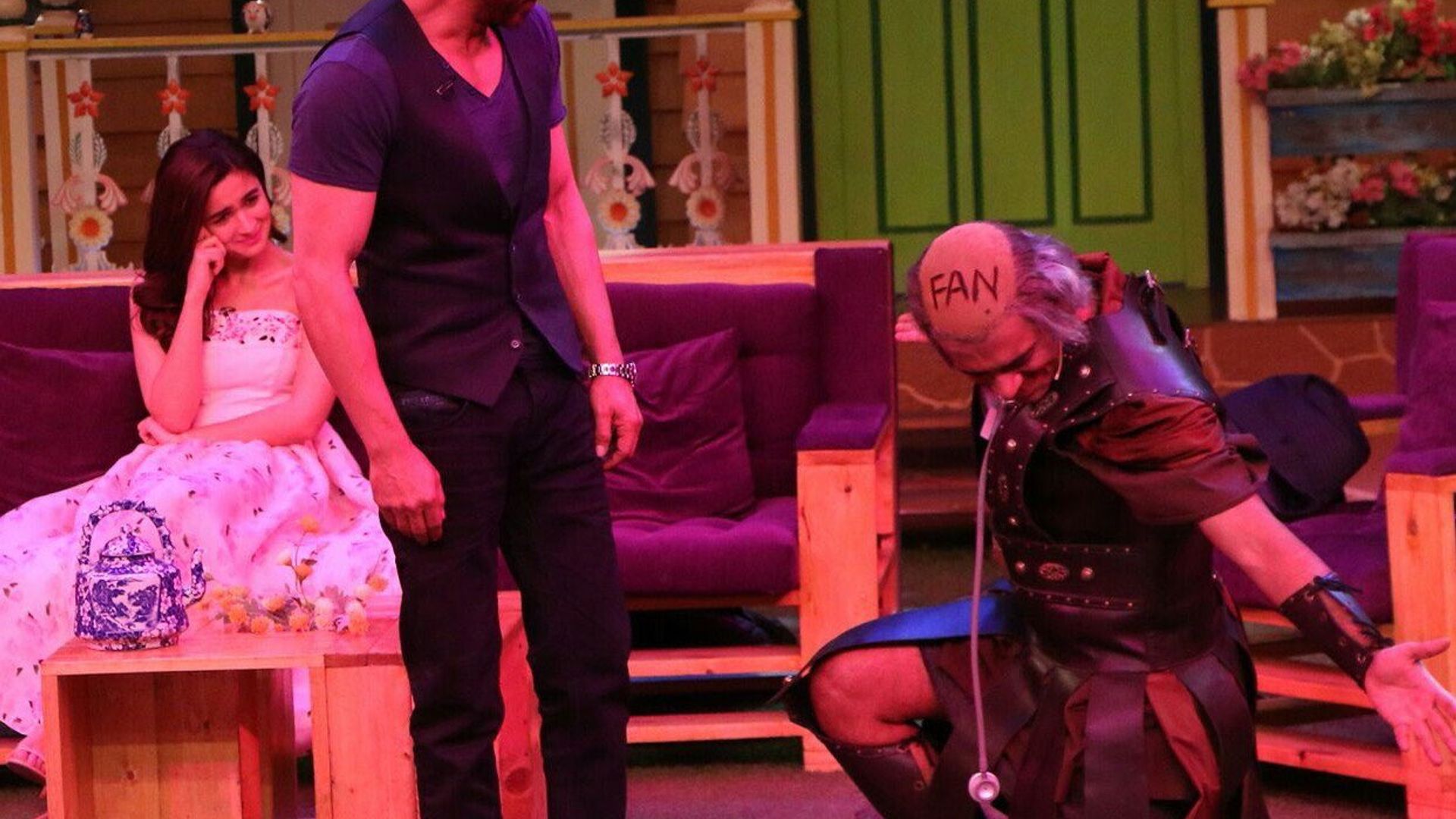 The Kapil Sharma Show background