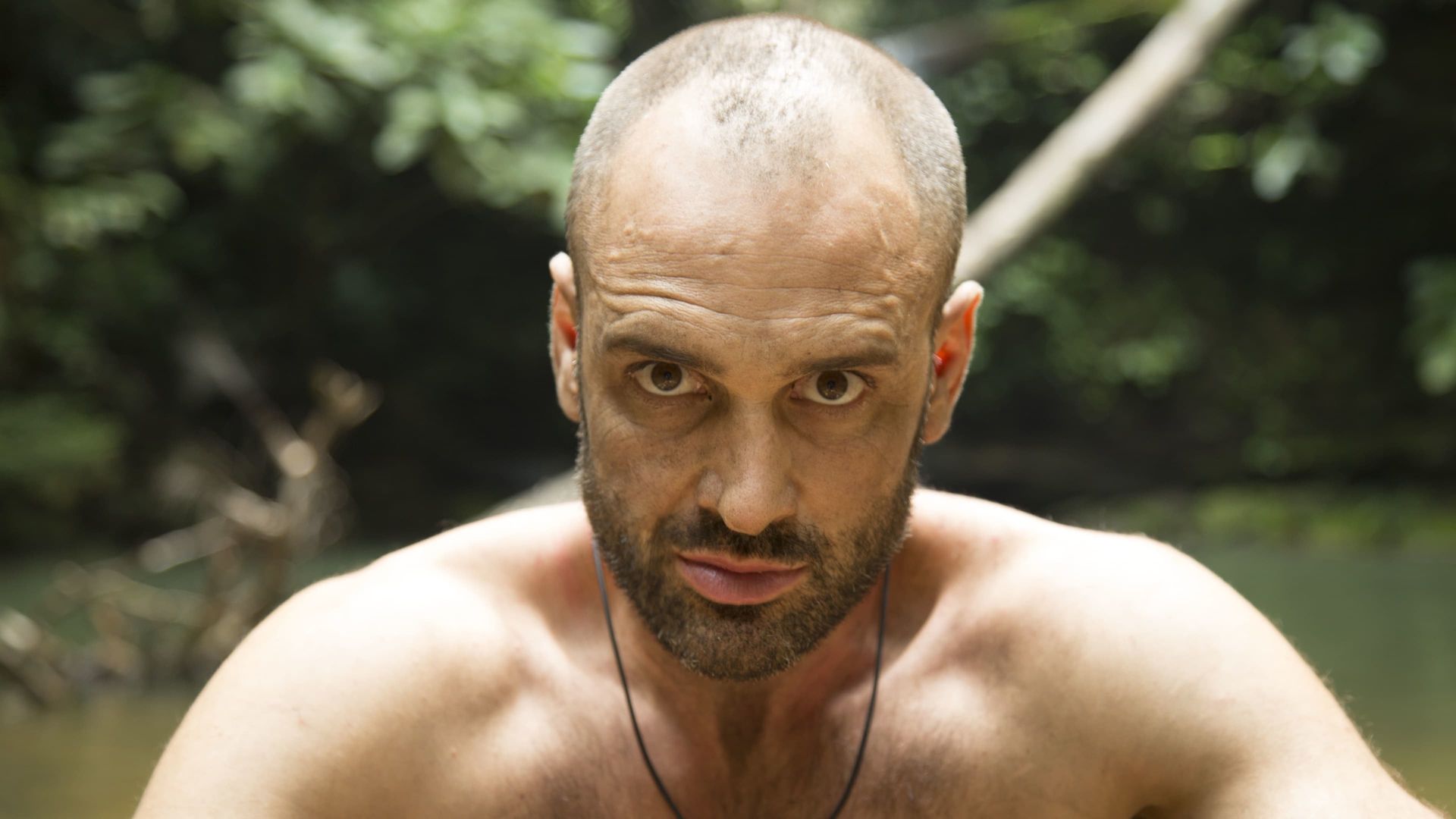 Marooned with Ed Stafford background