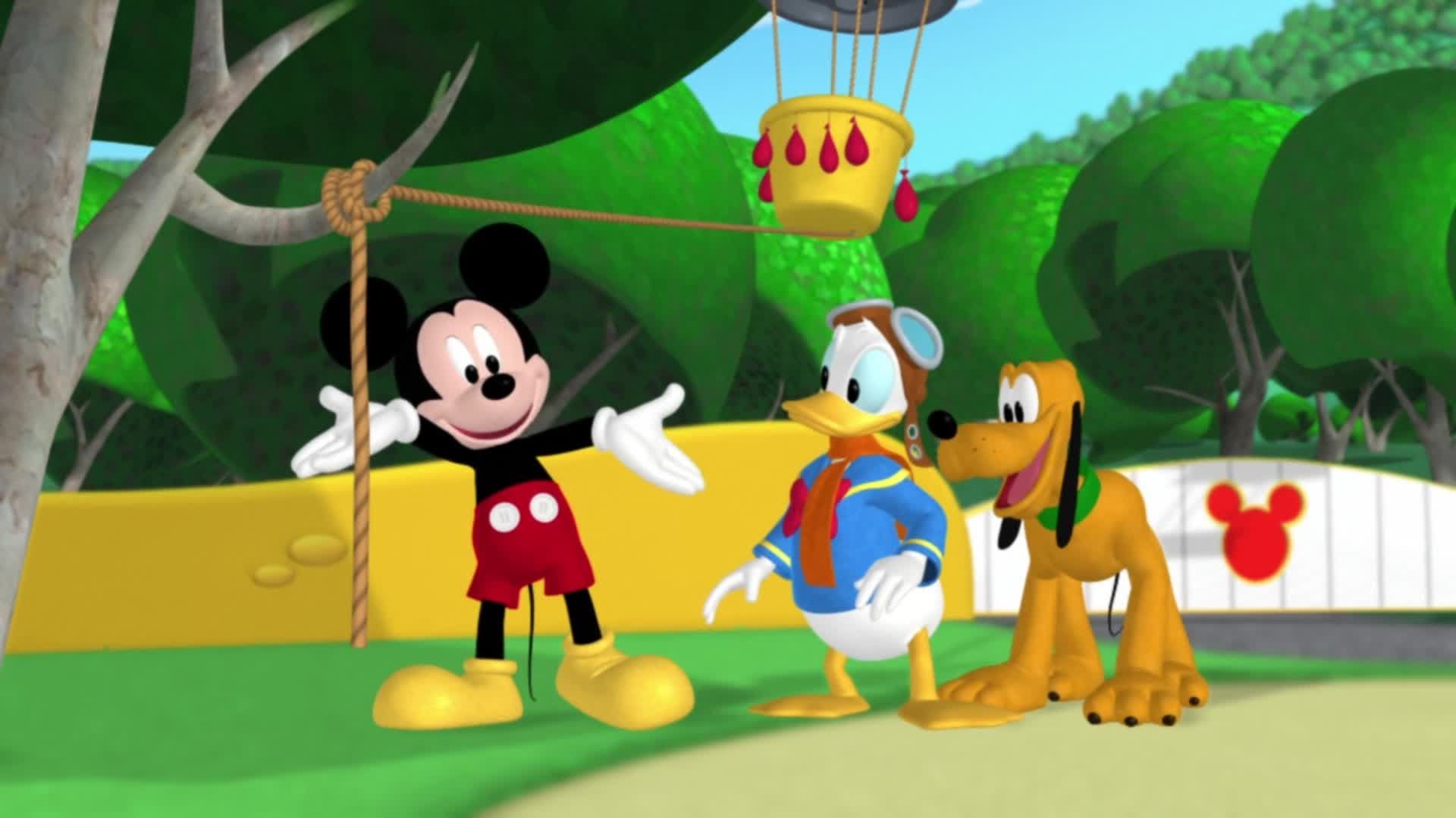 Mickey Mouse Clubhouse background