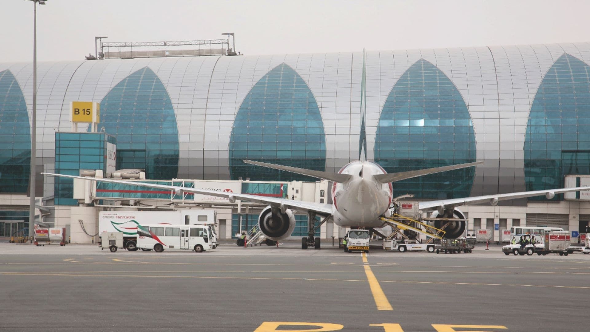 Ultimate Airport Dubai background