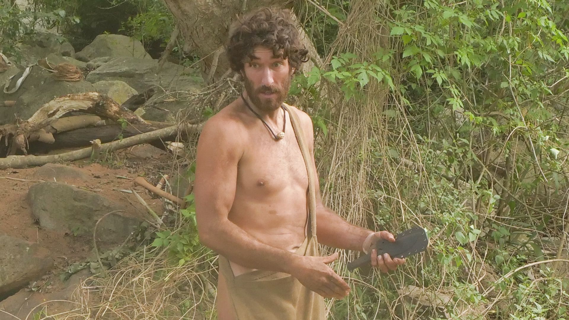 Naked and Afraid: Last One Standing background