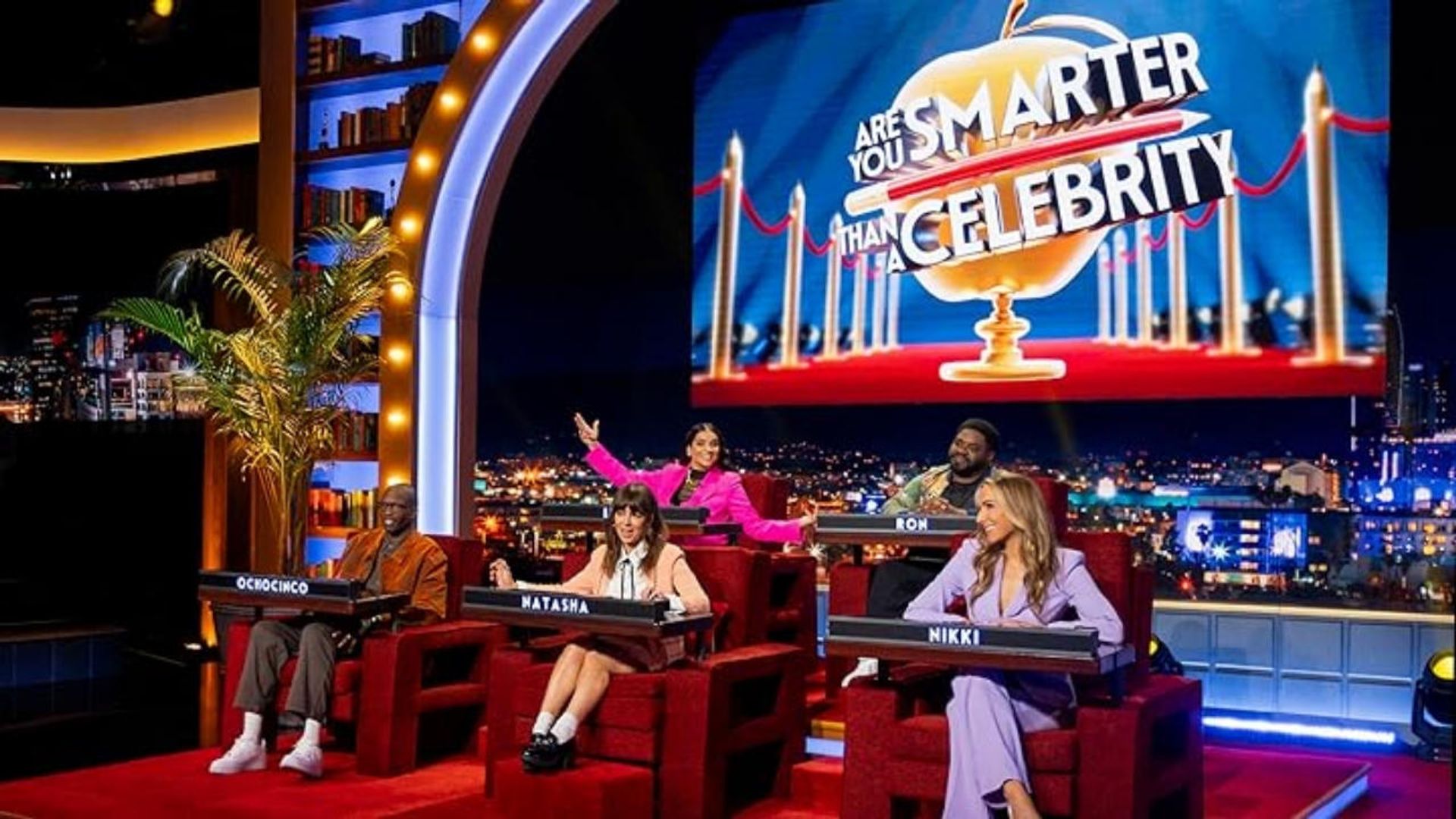 Are You Smarter Than a Celebrity? background