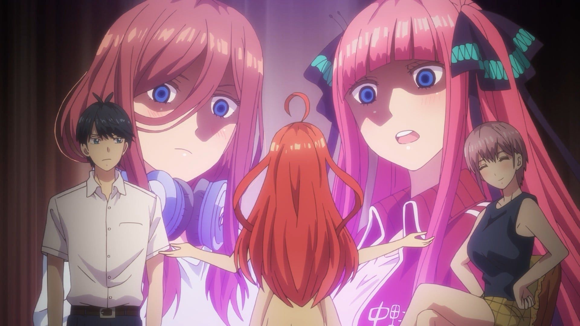 The Quintessential Quintuplets background