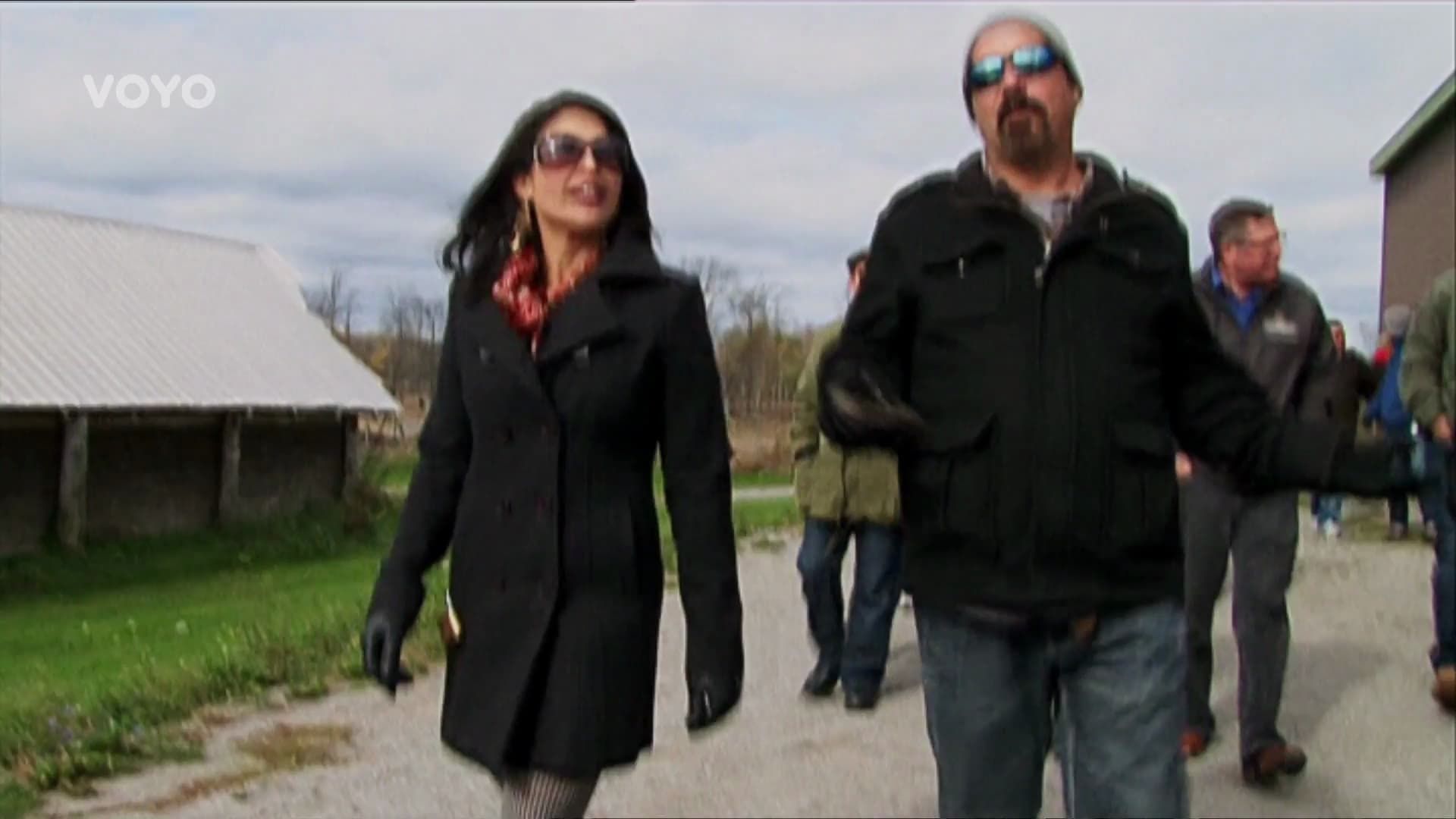 Storage Wars Canada background