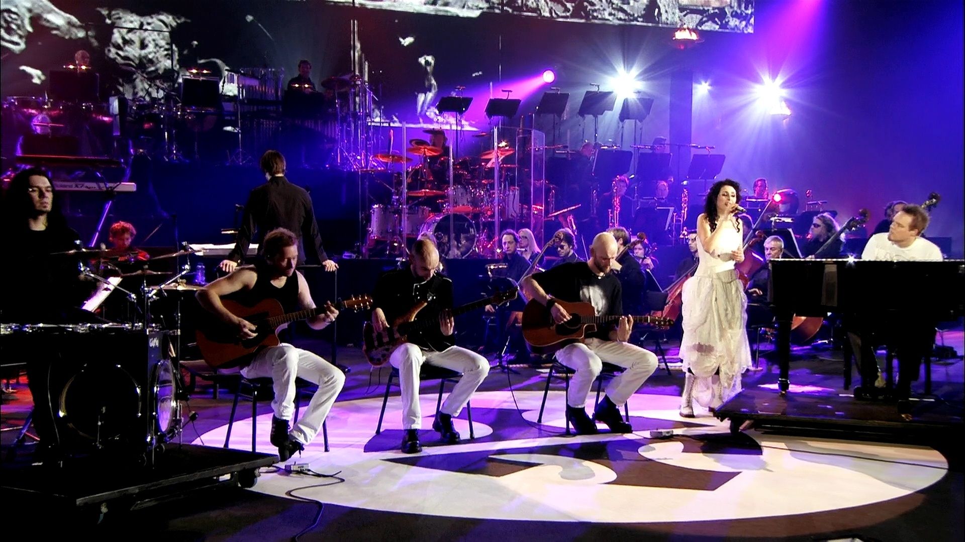 Within Temptation & The Metropole Orchestra: Black Symphony background