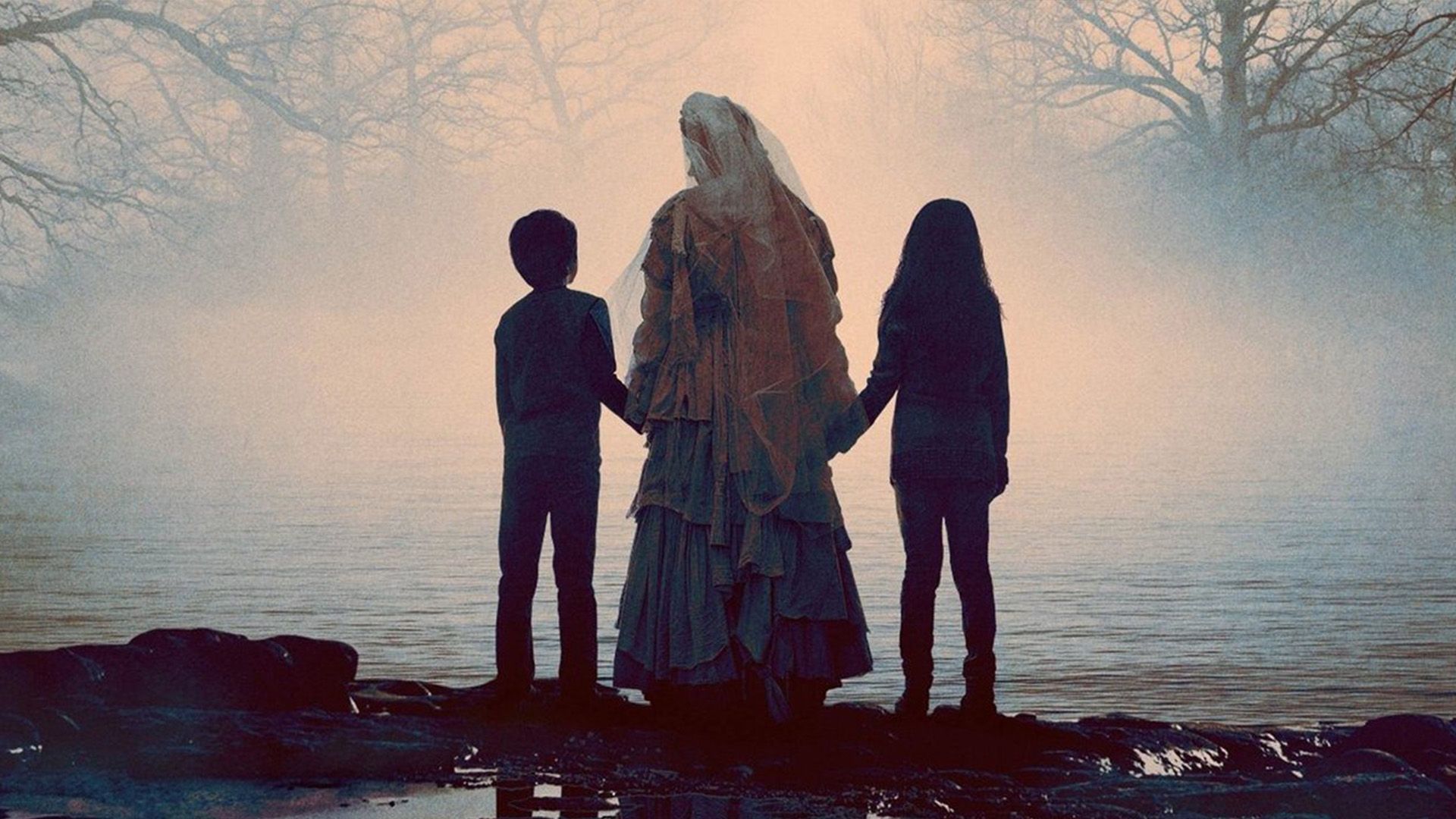 The Curse of La Llorona background