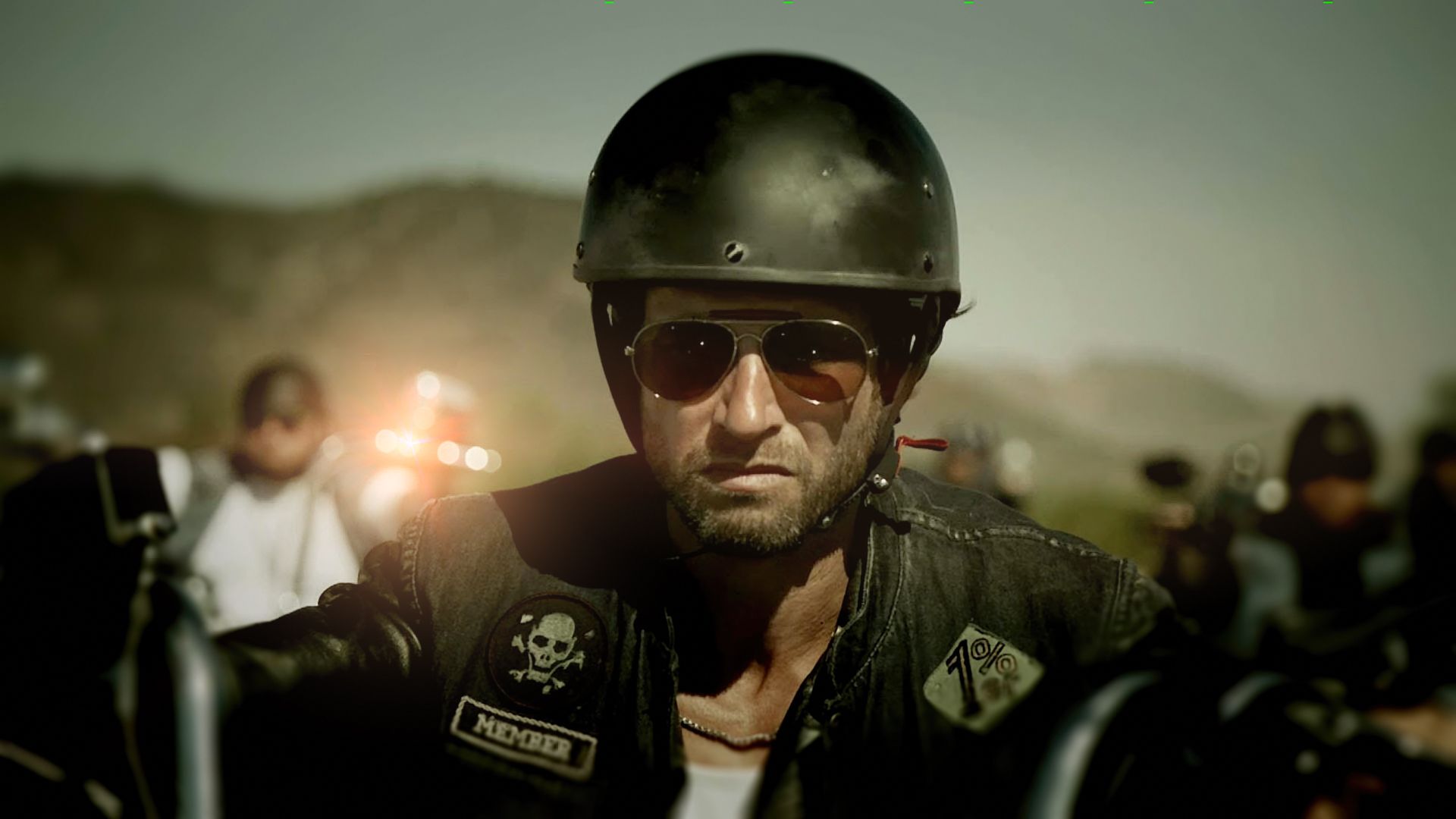 Gangland Undercover background