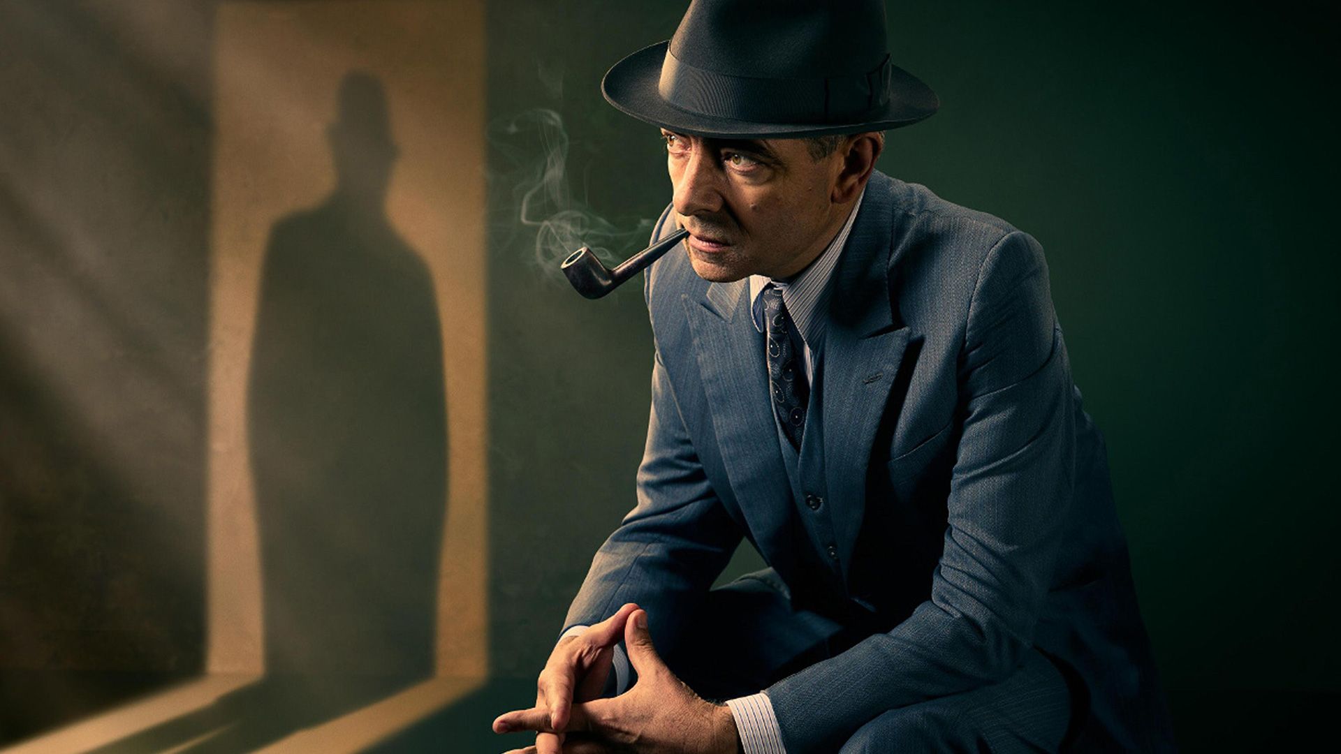 Maigret background