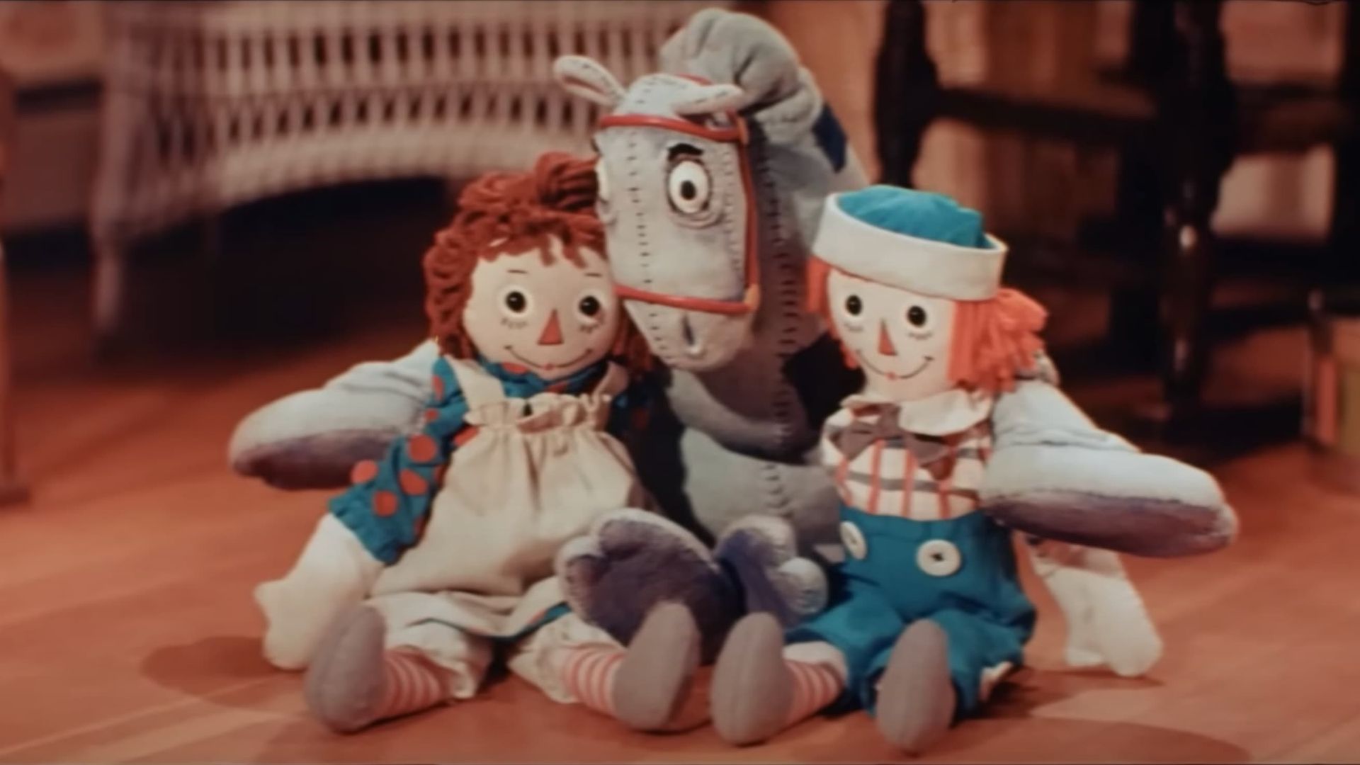 Raggedy Ann & Andy: A Musical Adventure background