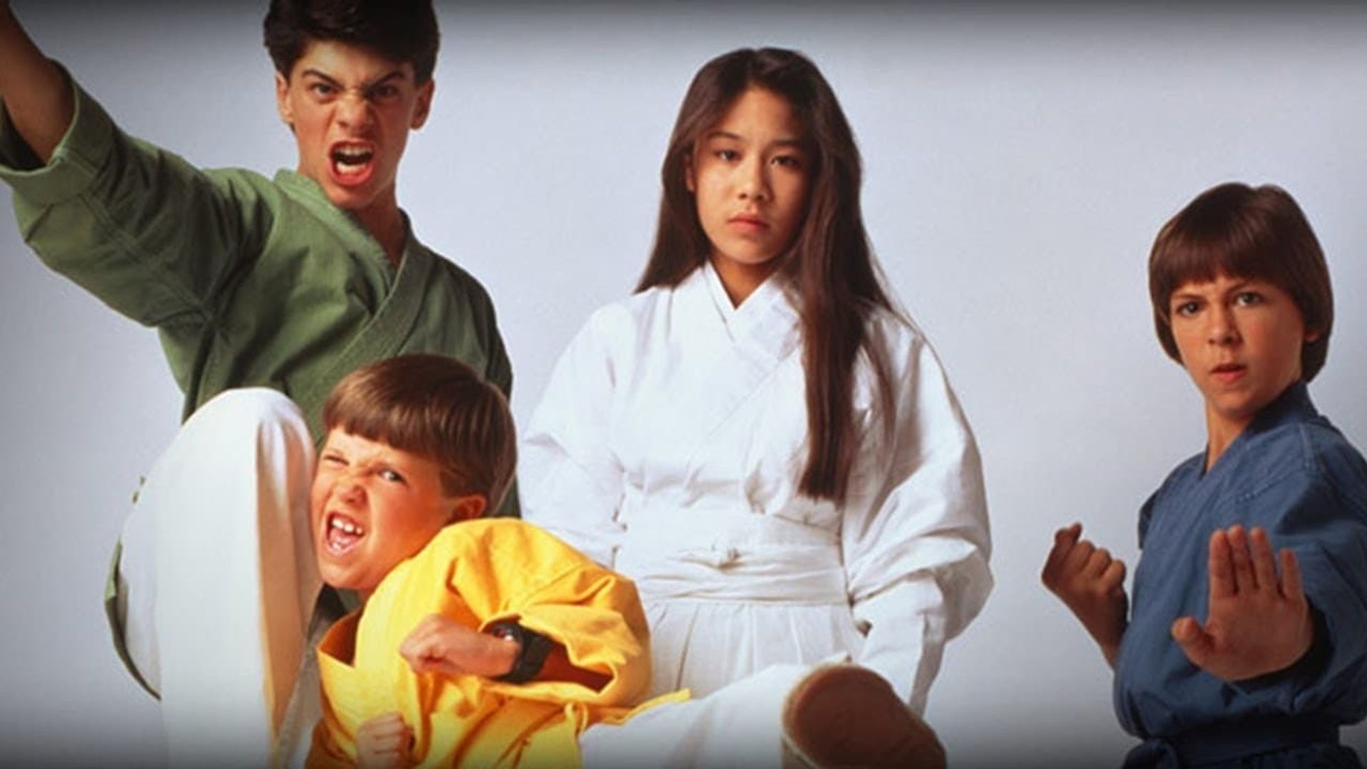 3 Ninjas Kick Back background