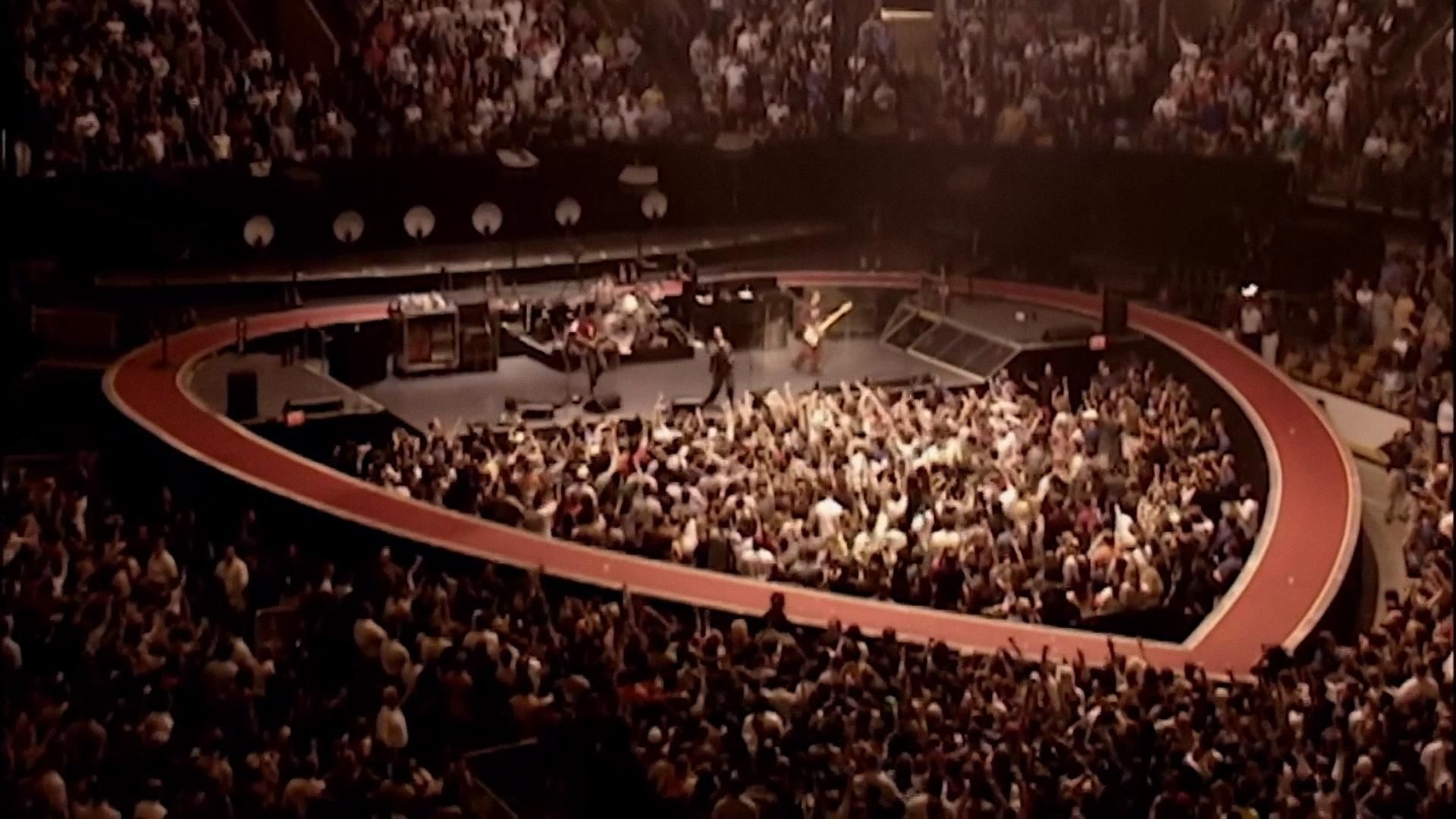 Elevation 2001: U2 Live from Boston background