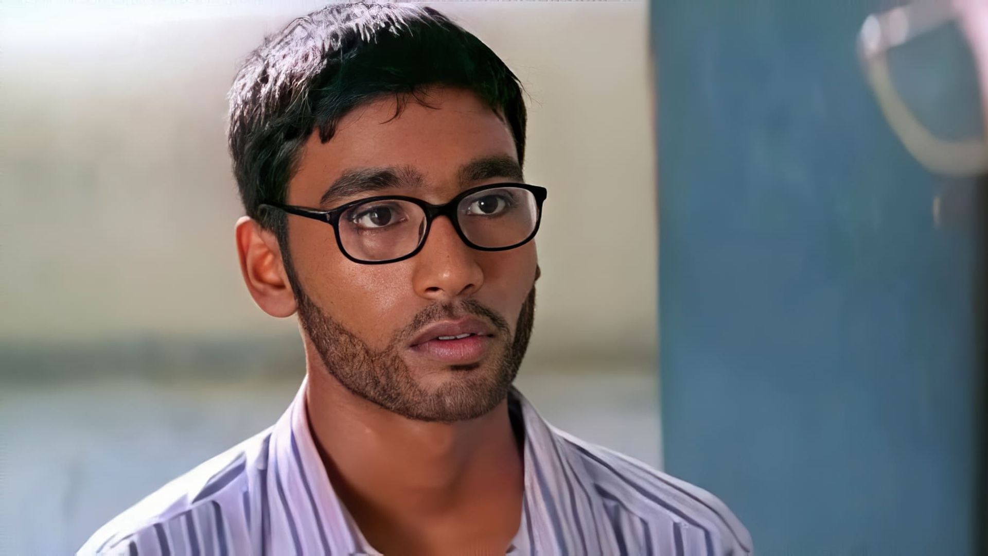 Kaadhal Konden background