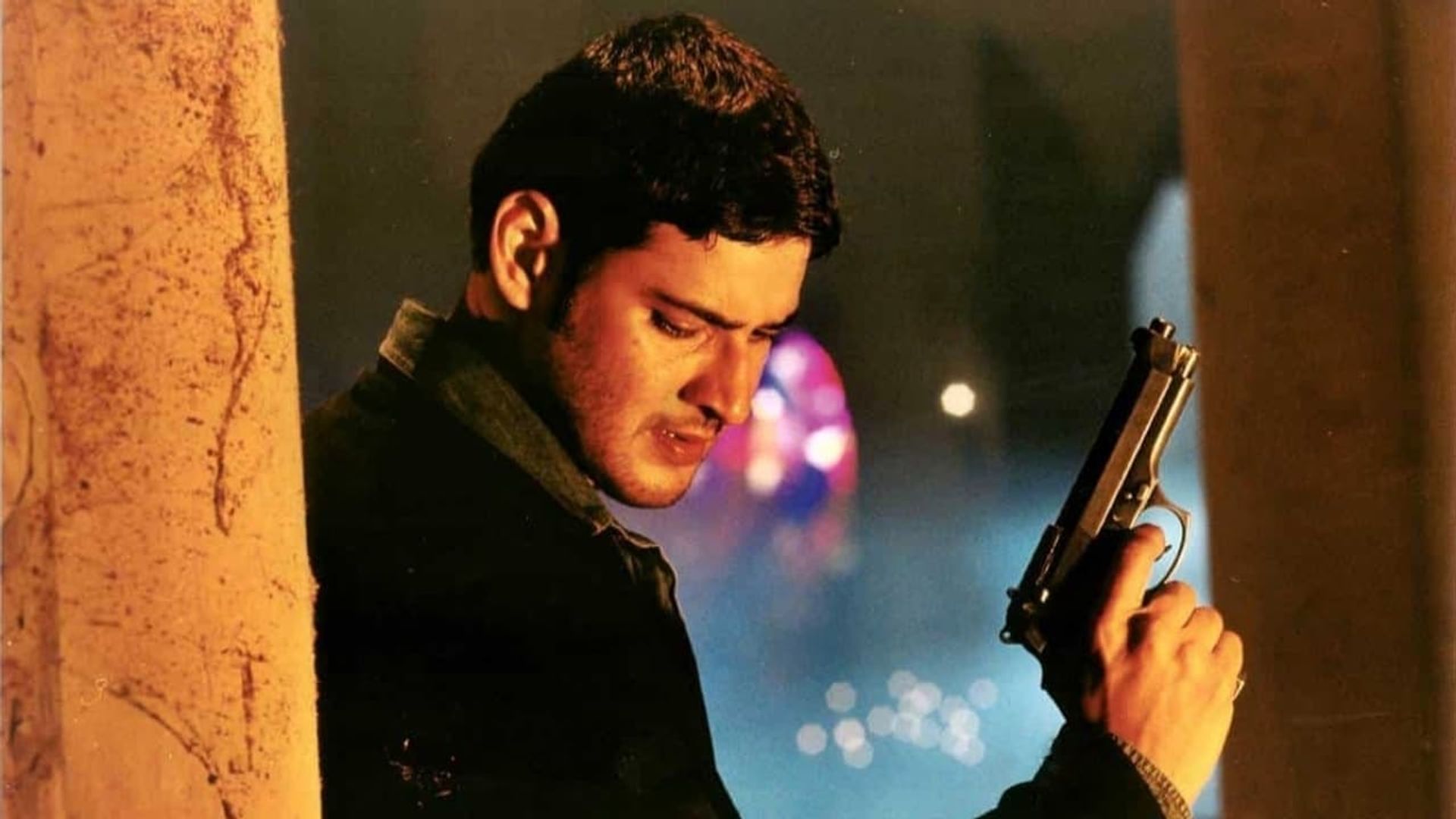 Athadu background