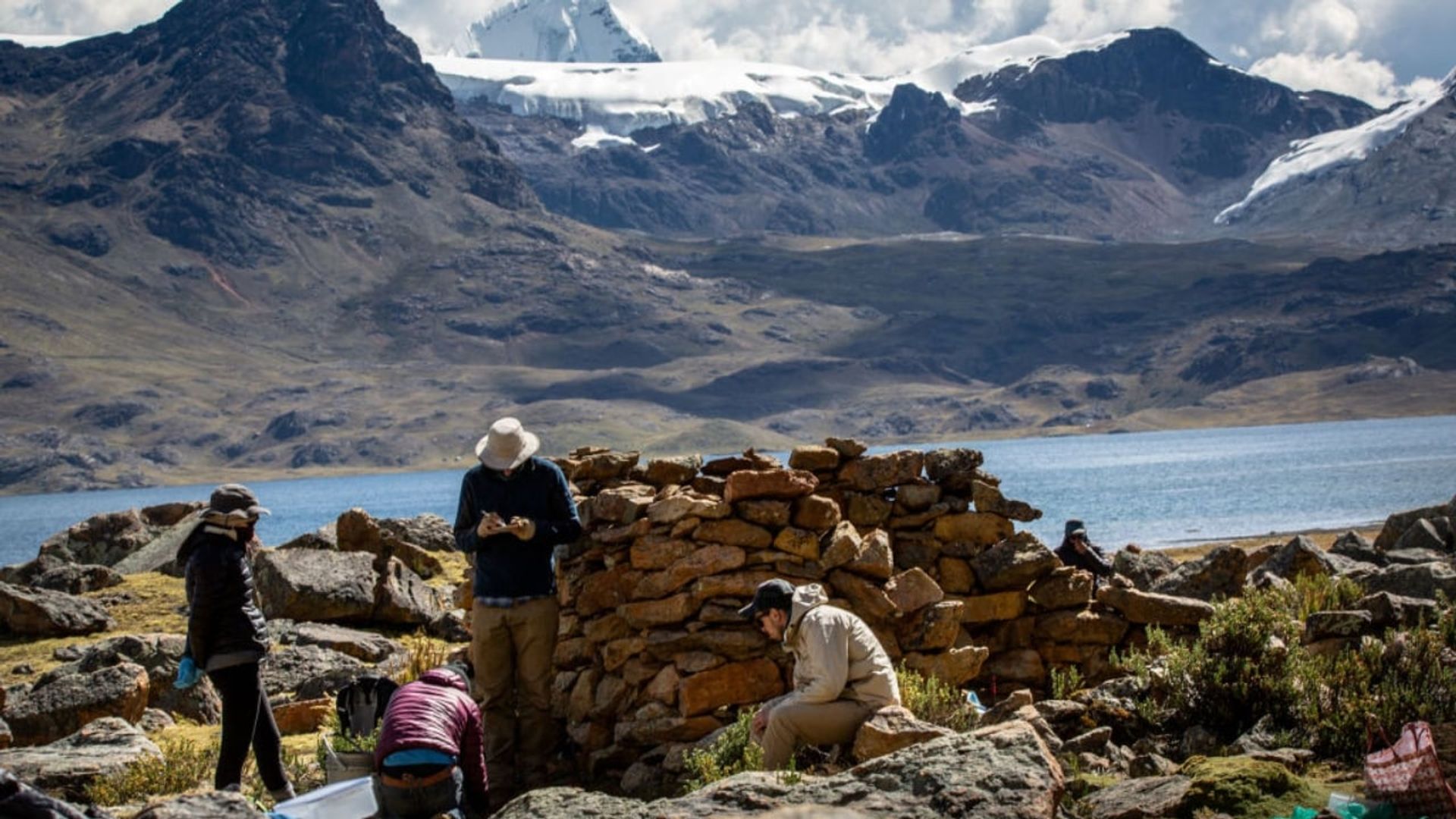 Lost Temple of the Inca background