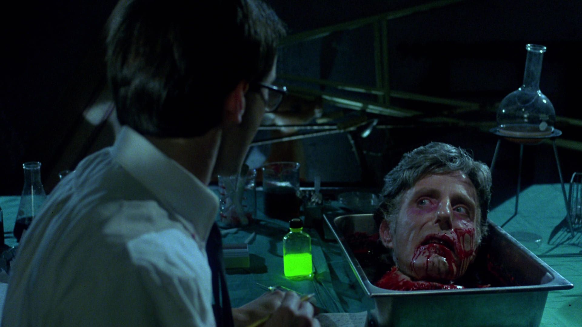 Re-Animator Resurrectus background