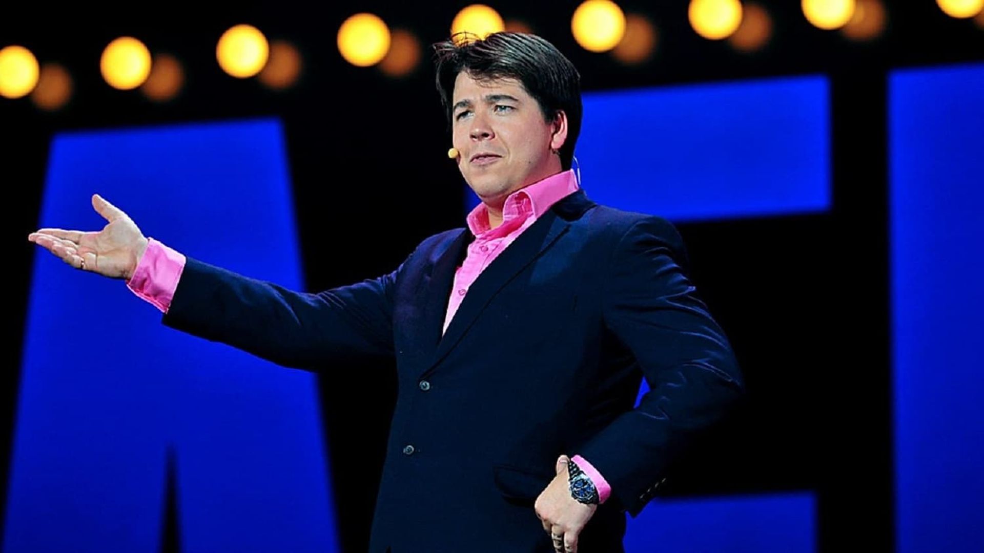 Michael McIntyre: Hello Wembley! background