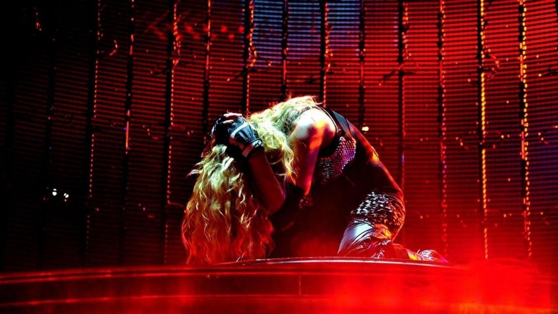 Madonna: Sticky & Sweet Tour background