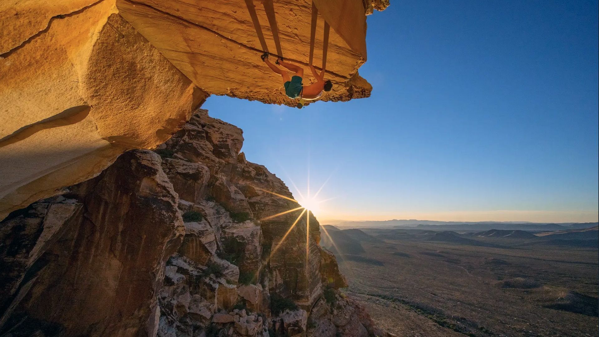 Alex Honnold: The Soloist VR background