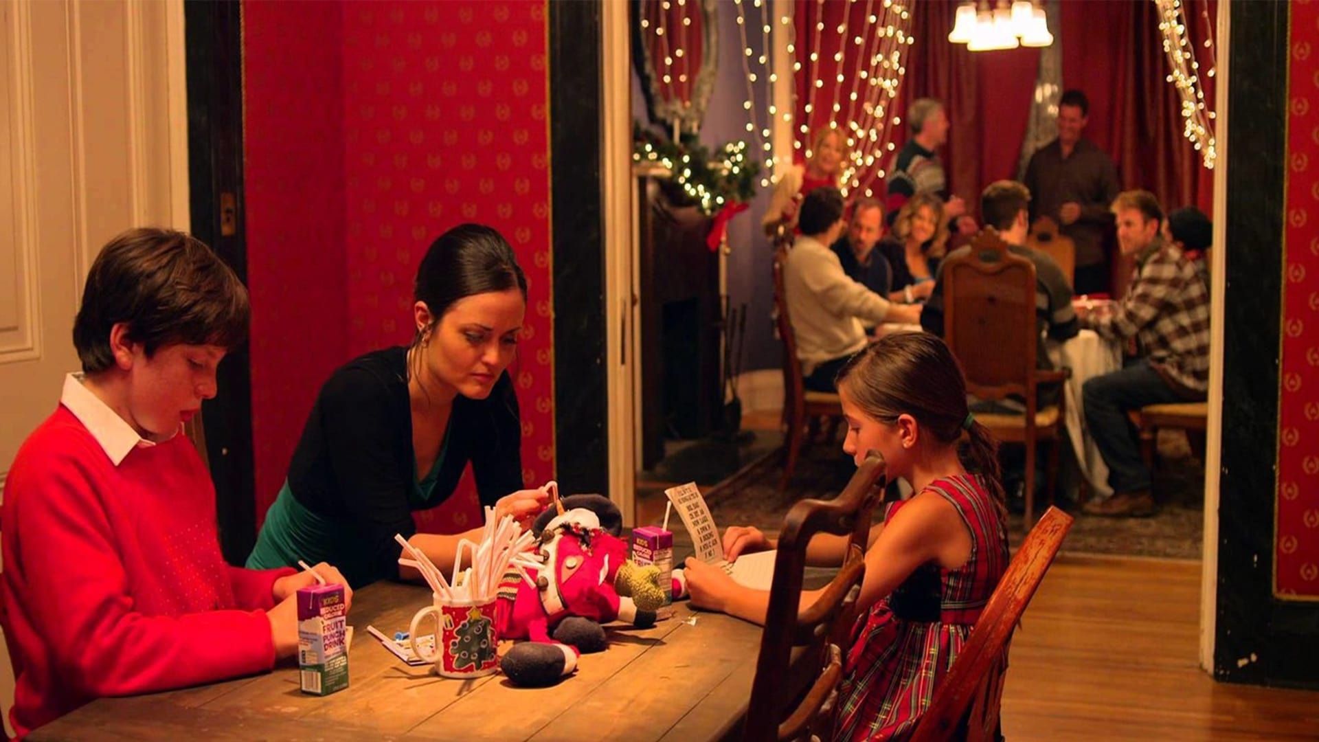 Love at the Christmas Table background