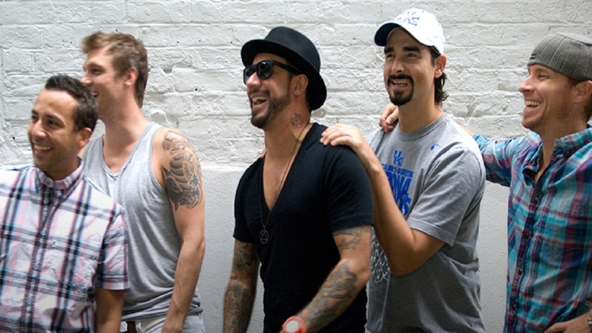 Backstreet Boys: Show 'Em What You're Made Of background