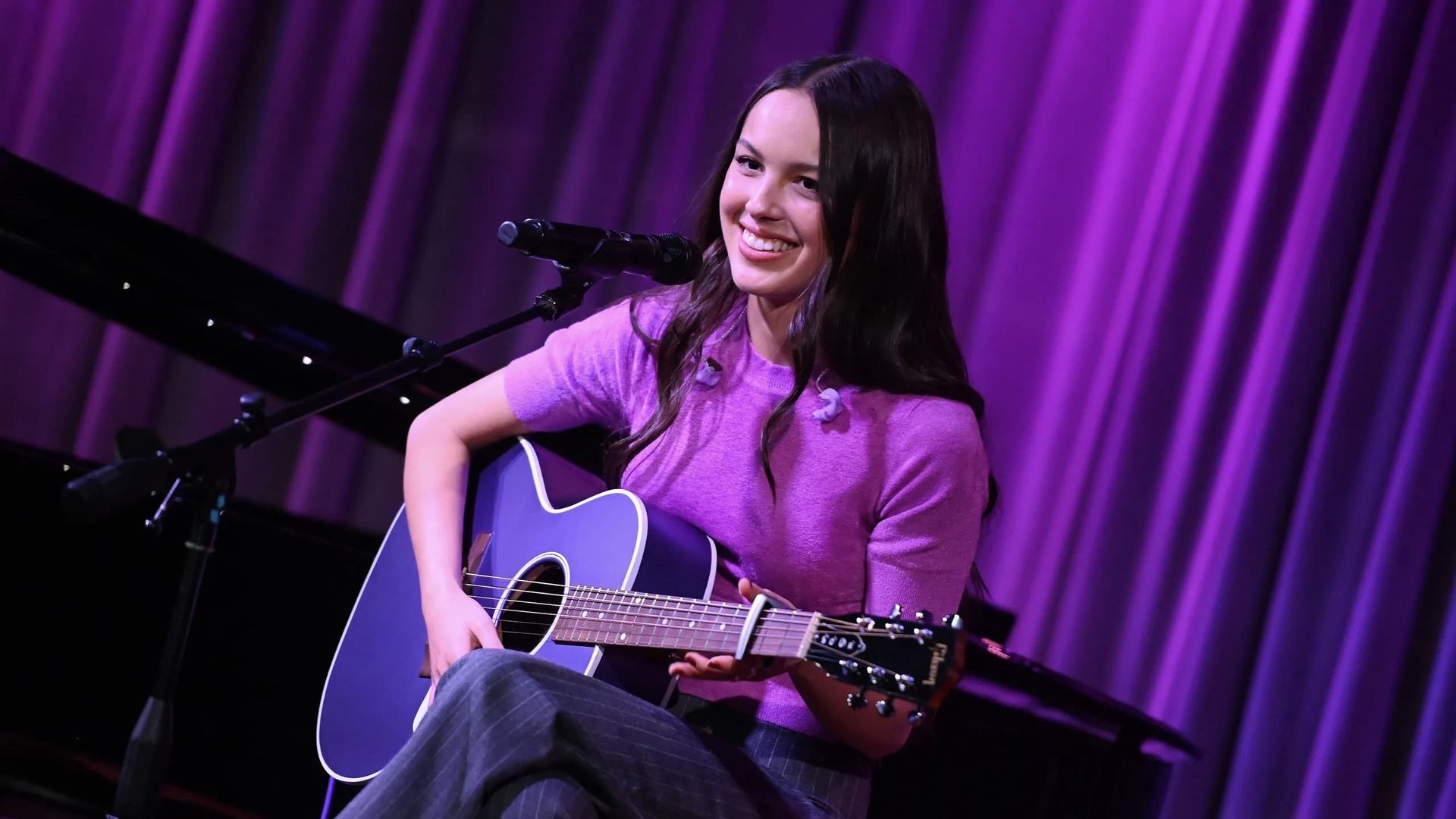 Olivia Rodrigo - Live from the Ace Theatre background