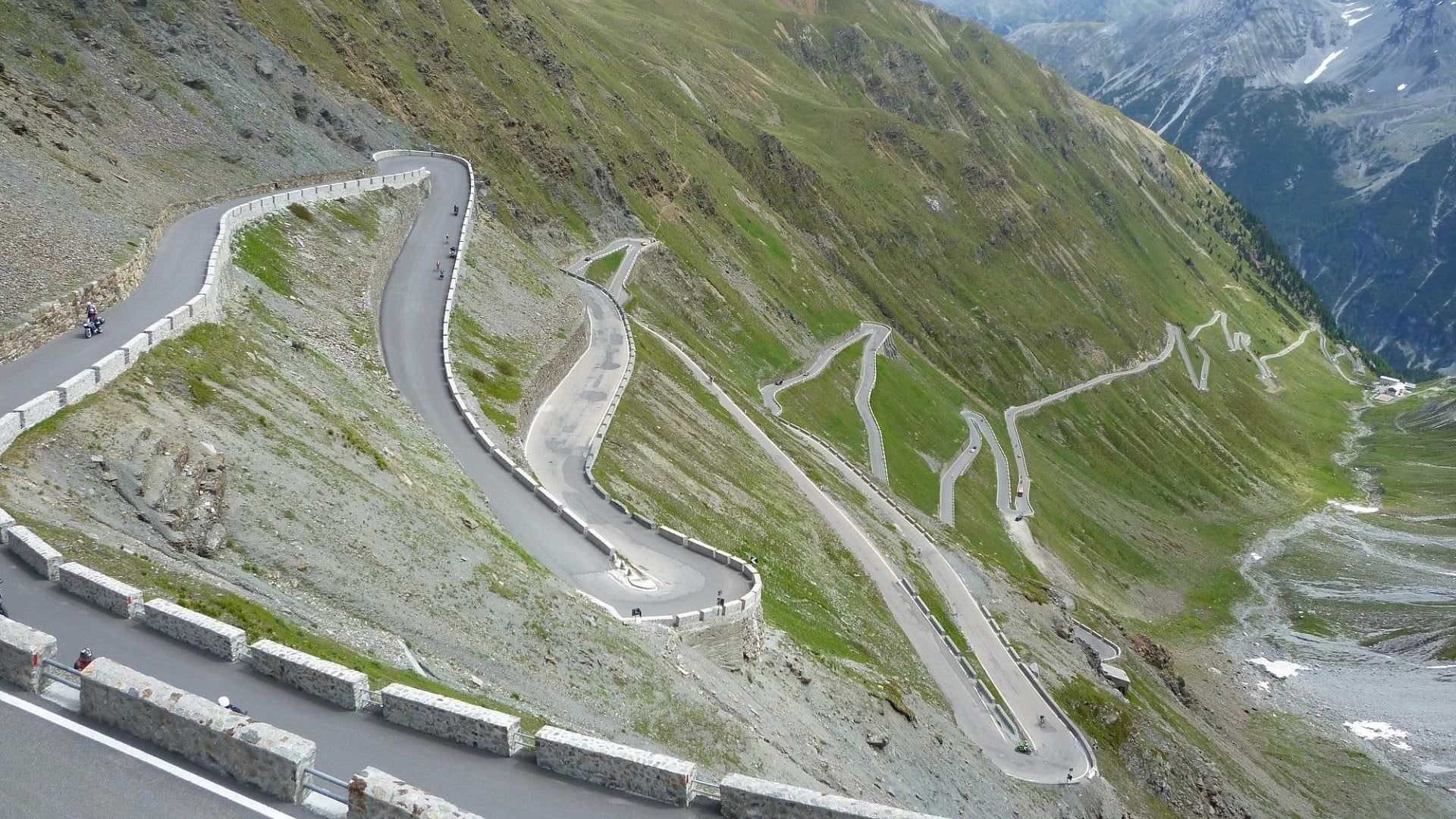 Stelvio. Crossroads of Peace background