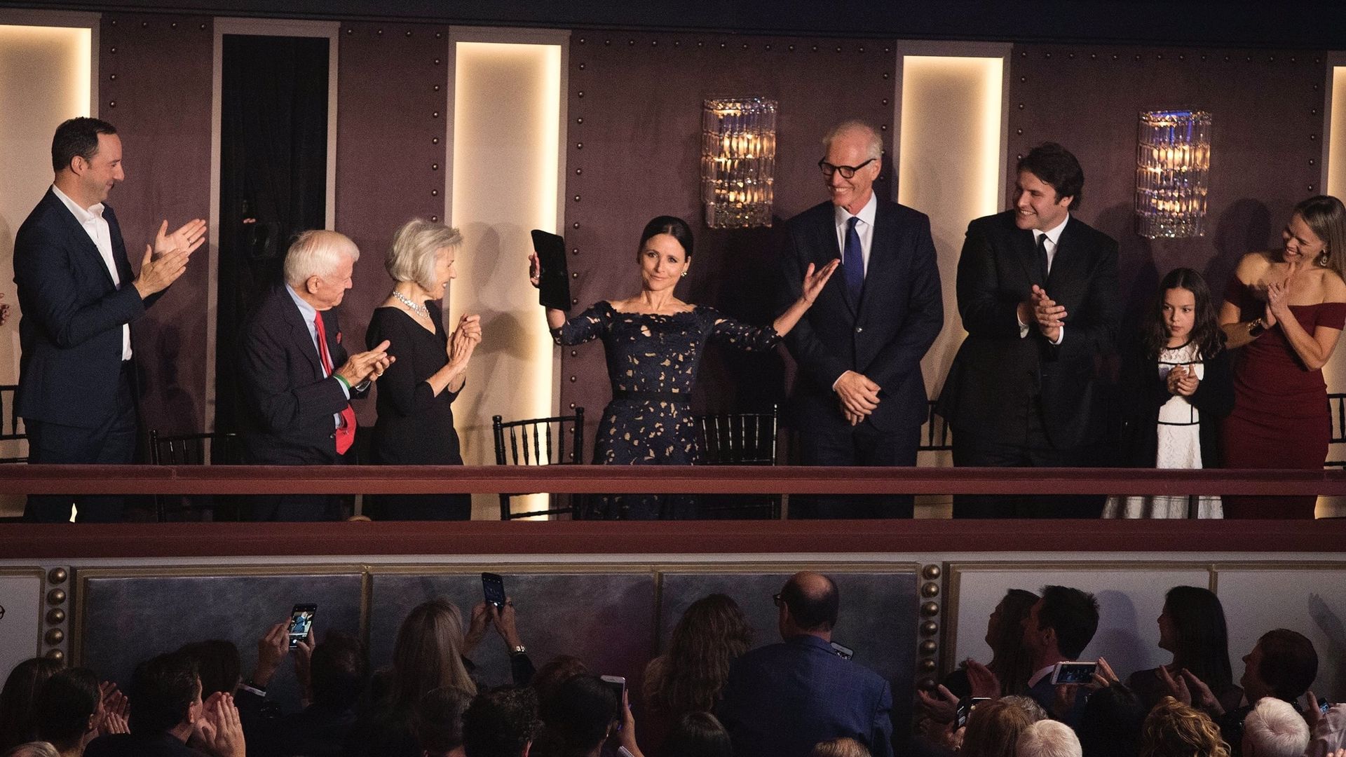 21st Annual Mark Twain Prize for American Humor celebrating: Julia Louis-Dreyfus background