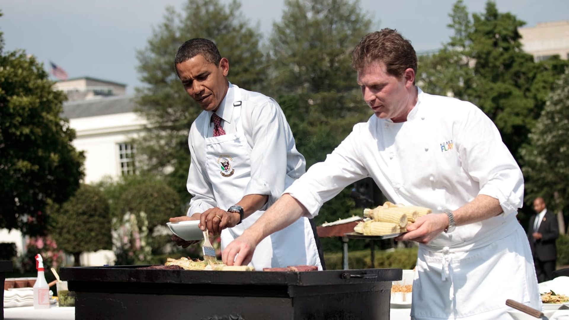 Throwdown with Bobby Flay background