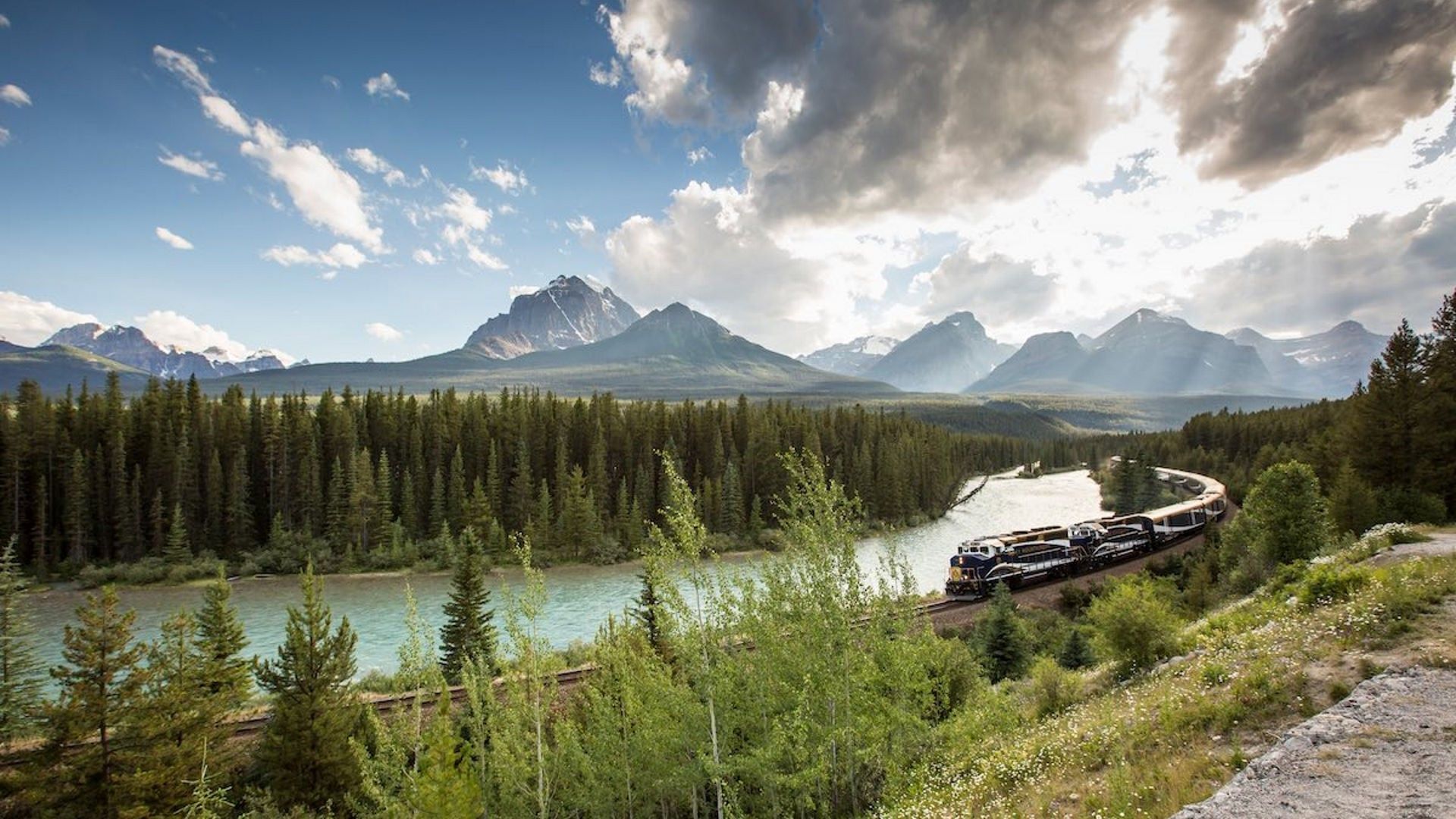 The World's Most Scenic Railway Journeys background