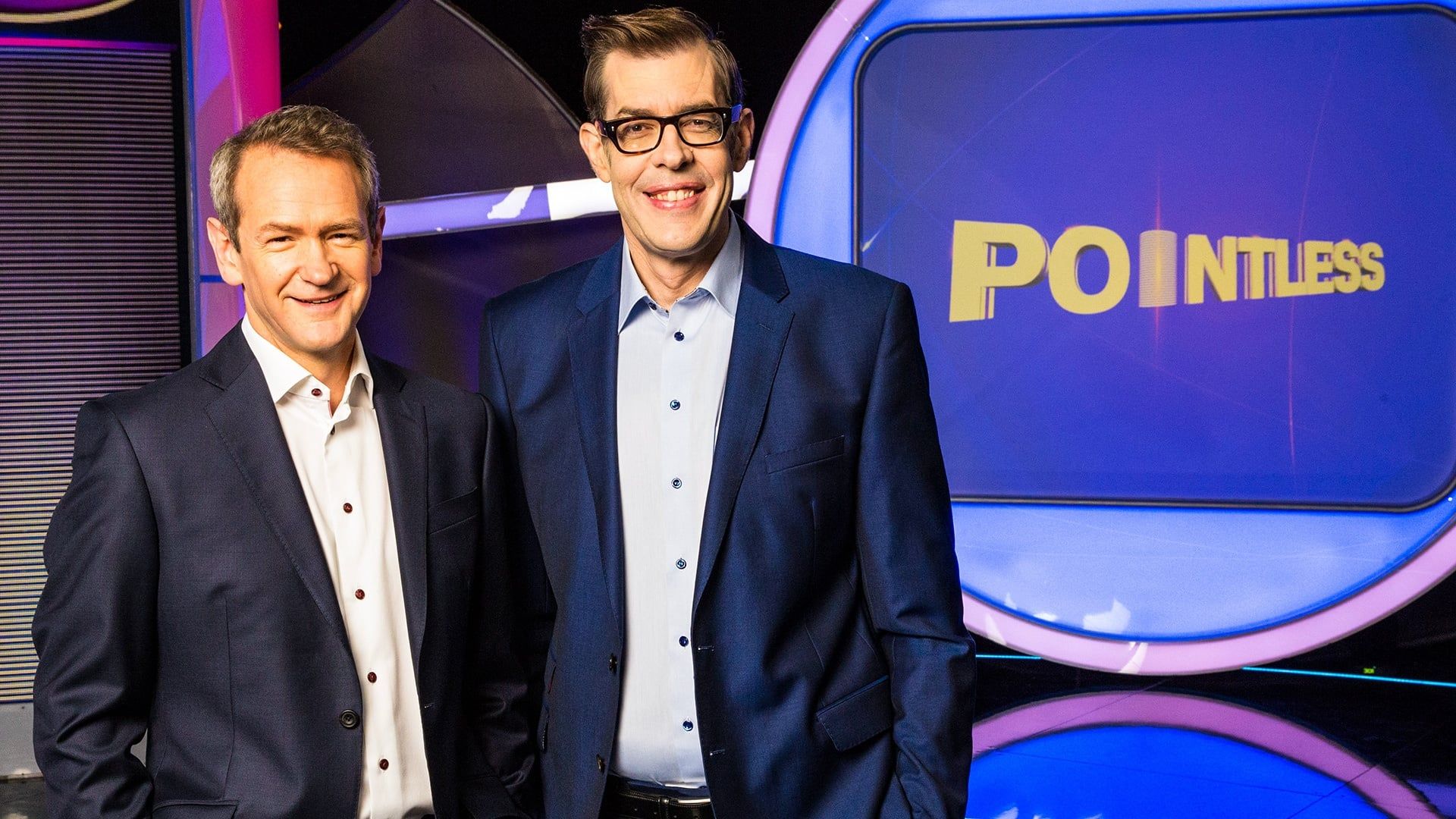 Pointless Celebrities background