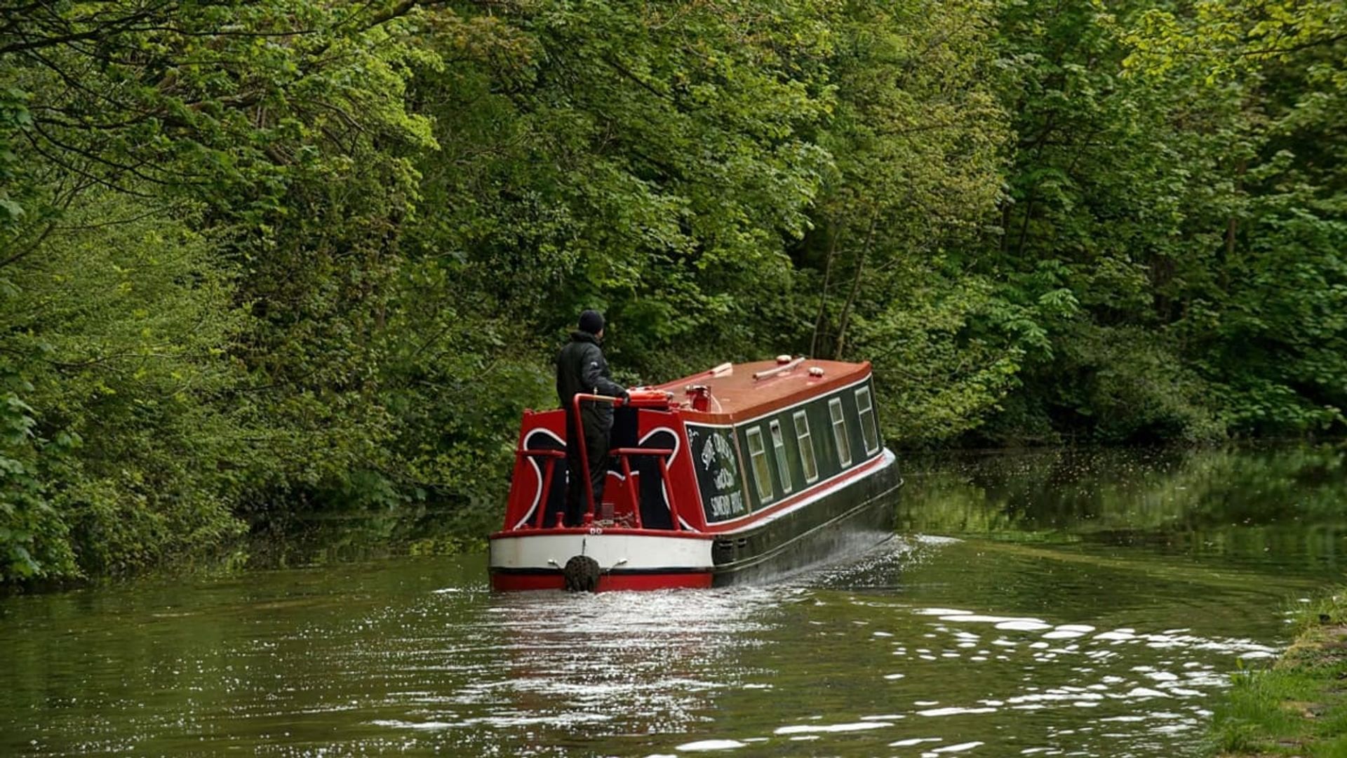 Canals: The Making of a Nation background