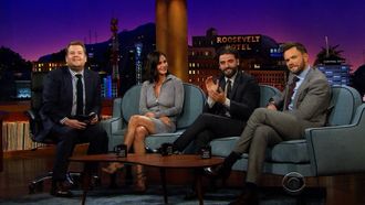 Episode 17 Courteney Cox/Oscar Isaac/Joel McHale/Natalie La Rose