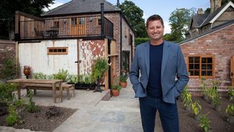 Episode 6 Stable Block, Hessle