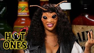 Episode 2 SZA Bugs Out While Eating Spicy Wings