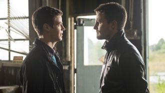 Episode 8 Flash vs. Arrow