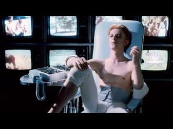 Michael C. Hall on The Man Who Fell to Earth and David Bowie