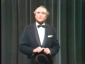 Red Skelton - Explains 