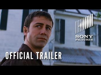 LOOPER - Official Trailer