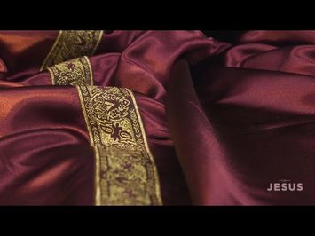 Sight & Sound Theatres® - JESUS creating the costumes