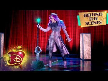 Queen of Mean ? | Behind the Scenes | Descendants 3