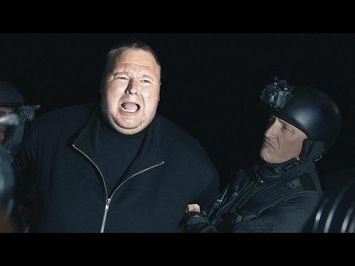 Kim Dotcom: Caught in the Web - Trailer