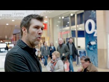 Rhod Gilbert: Stand Up To Shyness