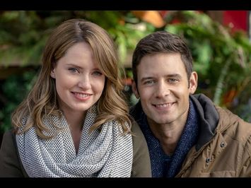 Preview - The Christmas Cottage starring Merritt Patterson & Steve Lund - Hallmark Channel