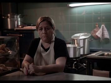 The Lunchroom (Planta Permanente) by Ezequiel Radusky - International Trailer